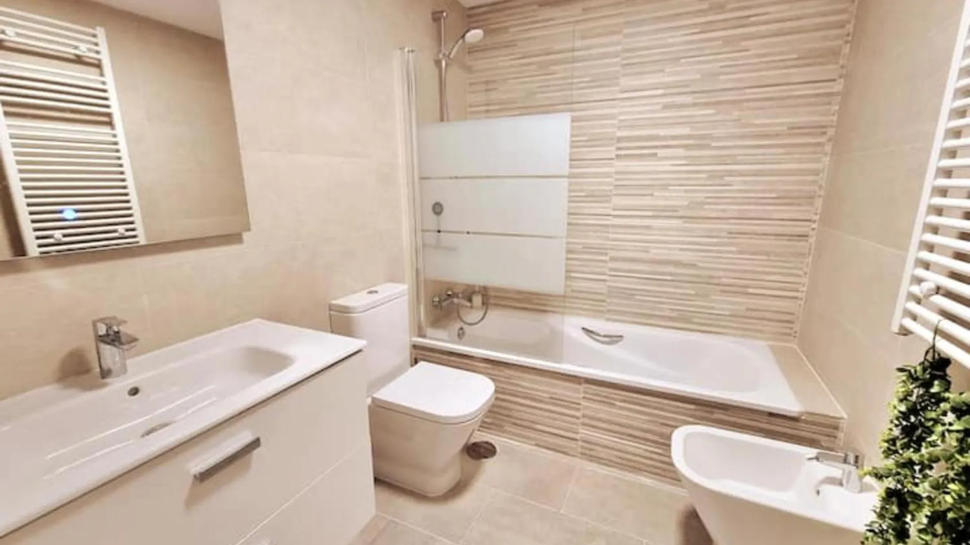 Modern Terrassed House Close Beach Malaga Holiday home